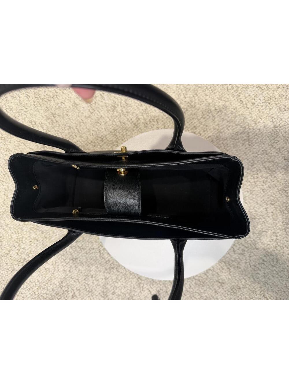 Authentic Chanel Black Leather Cerf Shopping Tote Pristine - Picture 6 of 14